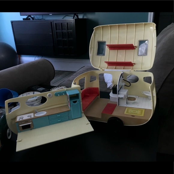 Other - calico critters caravan with accessories